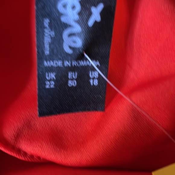 NWT Tomone for JD williams red cap sleeve dress size 18 - Picture 4 of 6